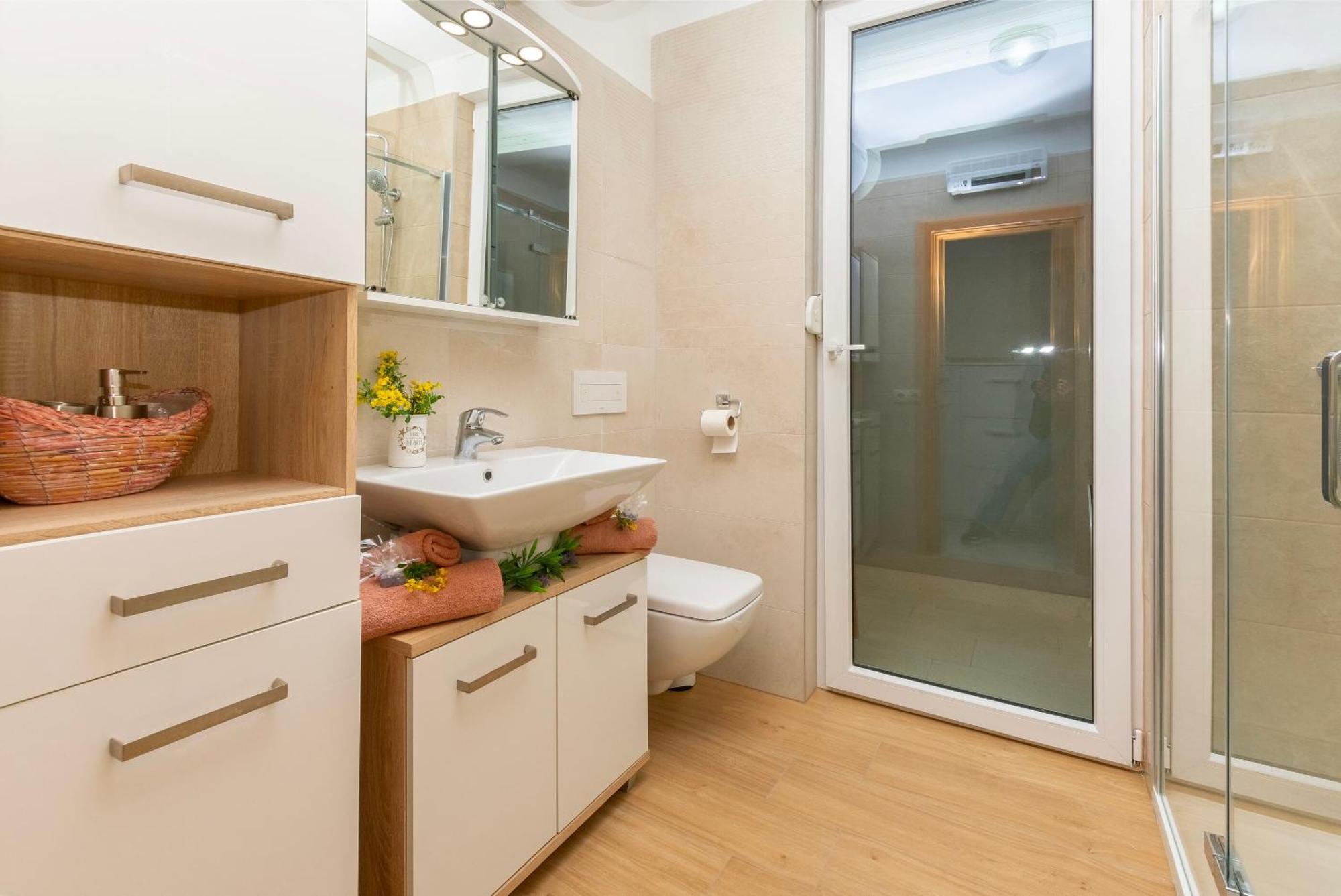 Apartment Ivanka オミシュ エクステリア 写真
